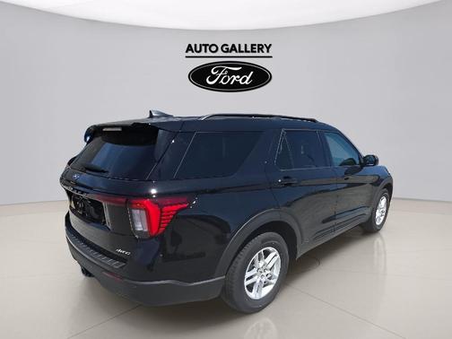 Agate Black Metallic 2026 Ford Explorer Active