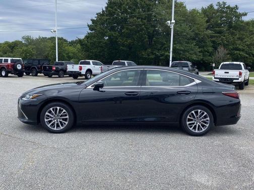 Caviar 2023 Lexus ES 350 Base