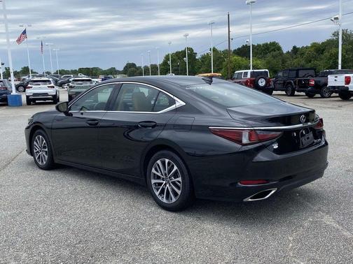 Caviar 2023 Lexus ES 350 Base