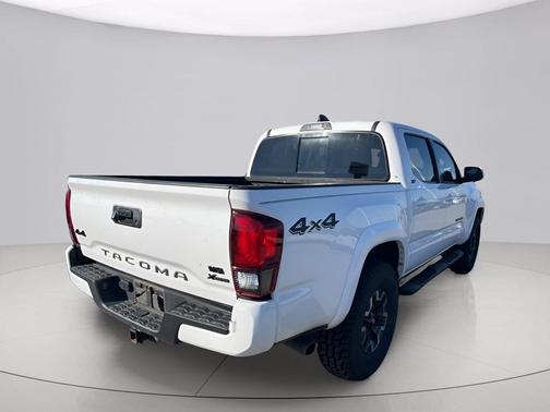 Ice 2023 Toyota Tacoma SR5