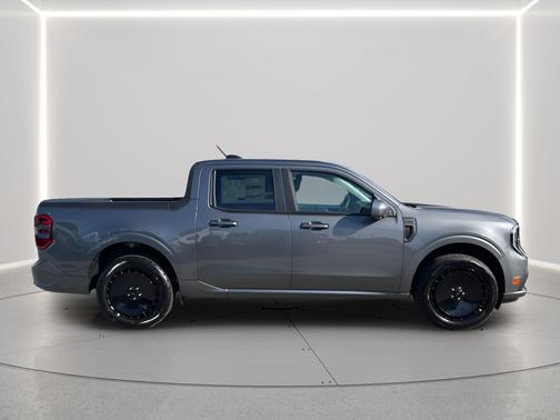 Carbonized Gray Metallic 2026 Ford Maverick Lobo High