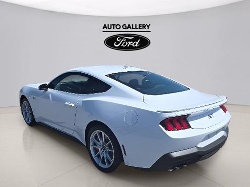 Oxford White 2026 Ford Mustang