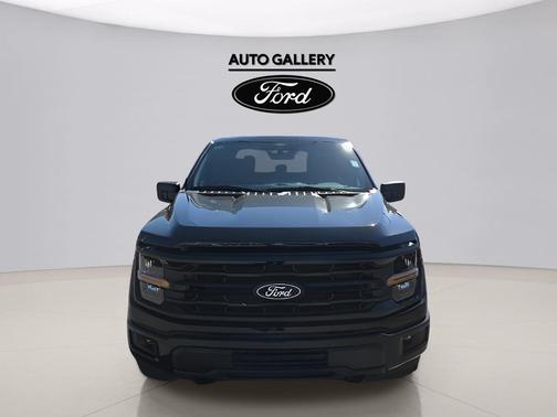 Agate Black Metallic 2026 Ford F-150 XLT