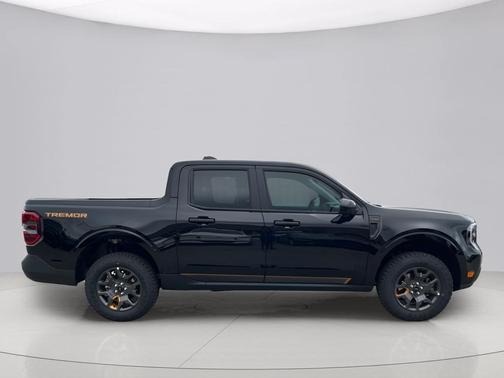 Shadow Black 2026 Ford Maverick Tremor