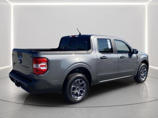 Carbonized Gray Metallic 2026 Ford Maverick XLT