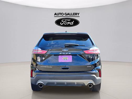 Black Metallic 2024 Ford Edge Titanium
