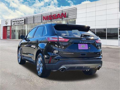 Black Metallic 2024 Ford Edge Titanium