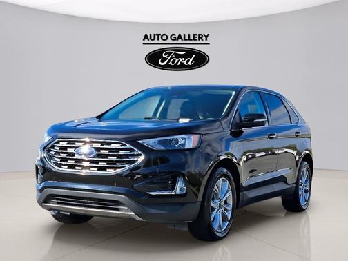 Black Metallic 2024 Ford Edge Titanium