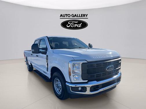 Oxford White 2026 Ford F-350 XL