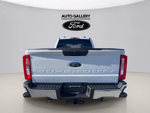 Oxford White 2026 Ford F-350 XL
