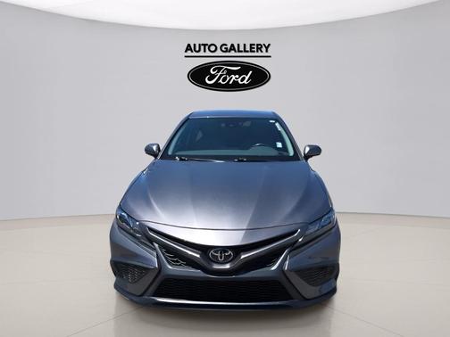 Predawn Gray Mica 2024 Toyota Camry SE