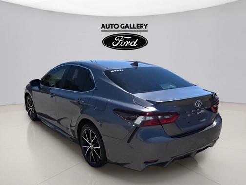 Predawn Gray Mica 2024 Toyota Camry SE