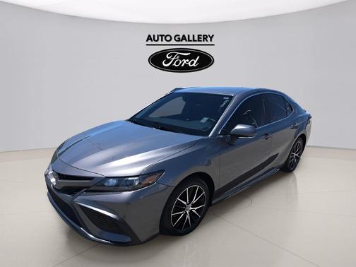 Predawn Gray Mica 2024 Toyota Camry SE