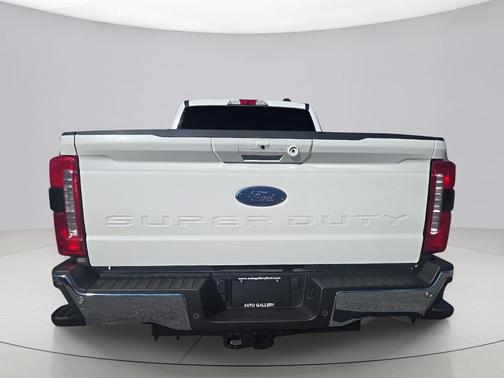 Star White 2026 Ford F-250 Lariat