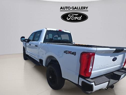 Oxford White 2026 Ford F-250 XL