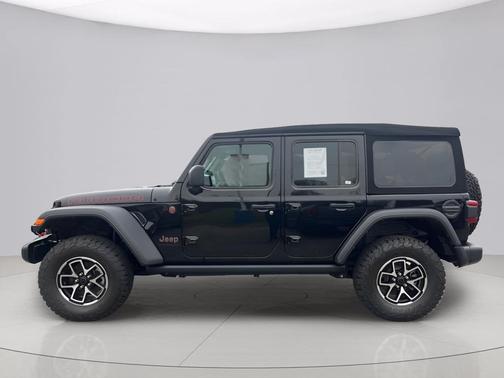 Black Clearcoat 2024 Jeep Wrangler Rubicon