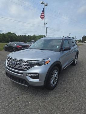 Silver Metallic 2023 Ford Explorer Limited
