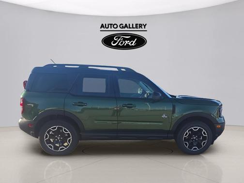 Eruption Green Metallic 2025 Ford Bronco Sport Outer Banks