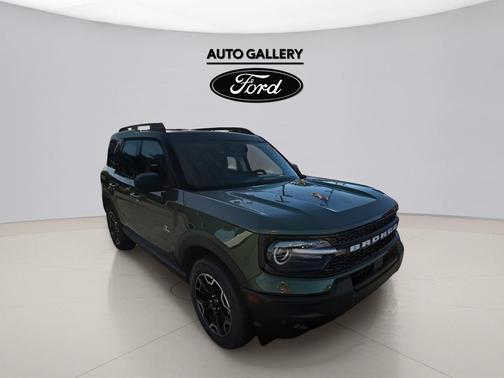Eruption Green Metallic 2025 Ford Bronco Sport Outer Banks
