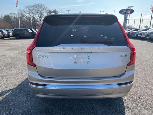 Bright 2025 Volvo XC90 B6 Plus 7-Seater