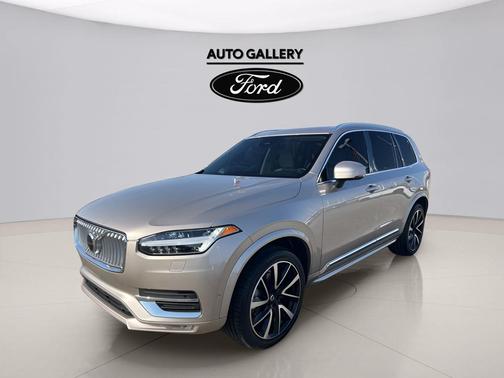 Bright 2025 Volvo XC90 B6 Plus 7-Seater