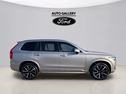 Bright 2025 Volvo XC90 B6 Plus 7-Seater