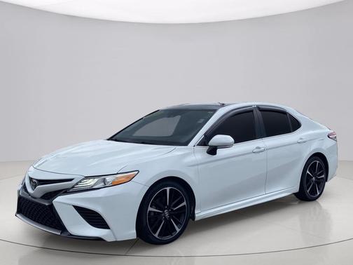 Pearl 2020 Toyota Camry XSE V6