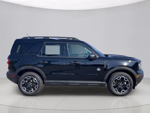 Shadow Black 2026 Ford Bronco Sport Outer Banks