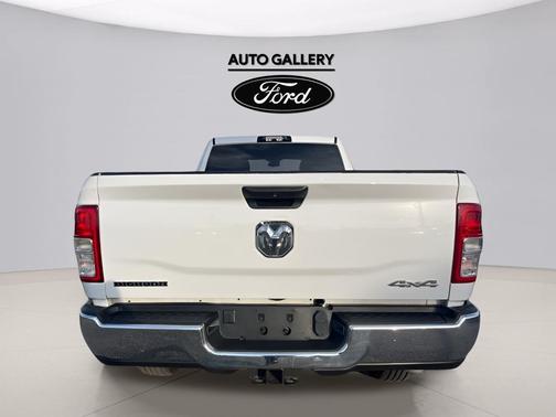 Bright White Clearcoat 2023 RAM 3500 Big Horn