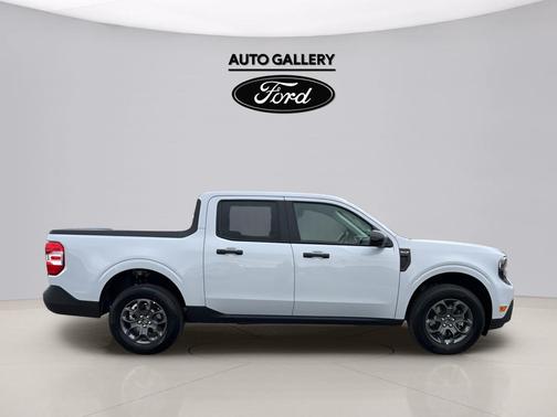 Space White Metallic 2026 Ford Maverick XLT