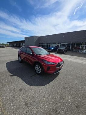 Rapid Red Metallic Tinted Clearcoat 2026 Ford Escape Active