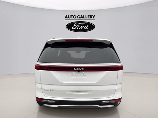 Snow White Pearl 2024 Kia Carnival SX