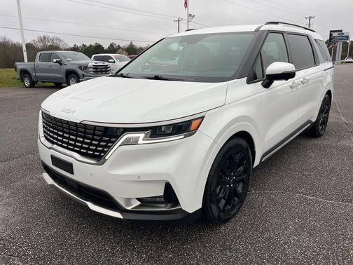 Snow White Pearl 2024 Kia Carnival SX