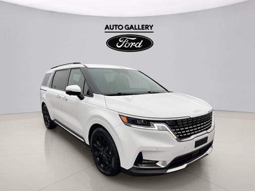 Snow White Pearl 2024 Kia Carnival SX