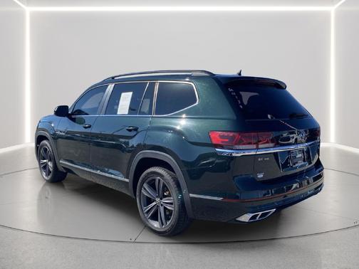 Racing Green 2021 Volkswagen Atlas 3.6 V6 SE w/ Technology R-Line