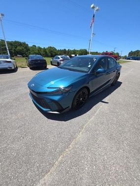 Ocean 2025 Toyota Camry SE