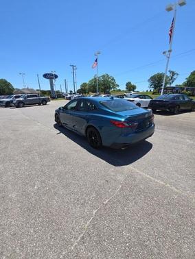 Ocean 2025 Toyota Camry SE