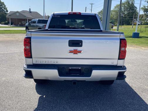 Silver Ice Metallic 2018 Chevrolet Silverado 1500 LT