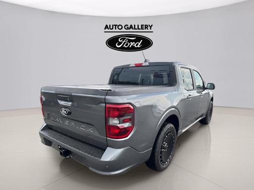 Gray Metallic 2025 Ford Maverick Lobo Standard