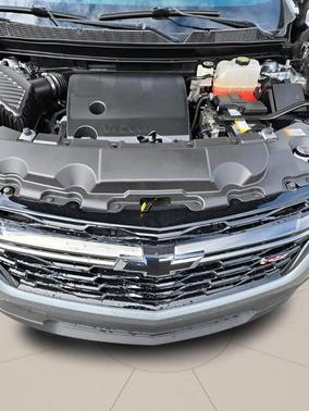 Sterling Gray Metallic 2023 Chevrolet Traverse RS