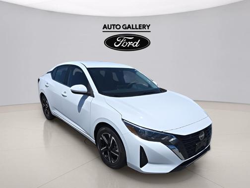 Cloud White 2025 Nissan Sentra SV