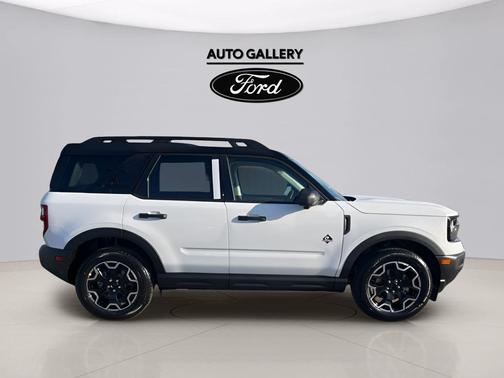 Oxford White 2026 Ford Bronco Sport Outer Banks