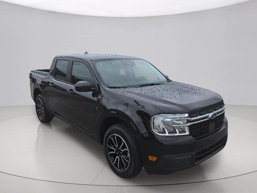 Shadow Black 2024 Ford Maverick Lariat