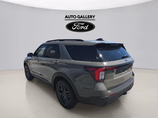 Gray 2026 Ford Explorer ST-Line