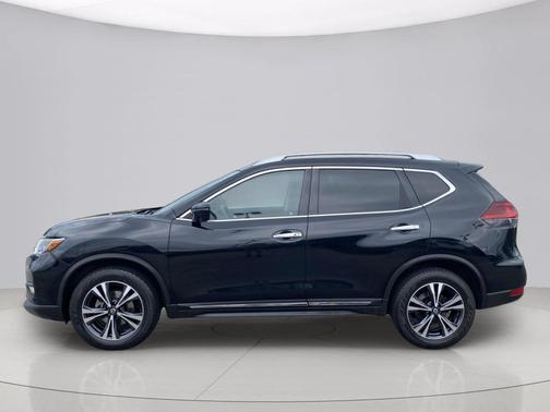Magnetic Black 2018 Nissan Rogue SL