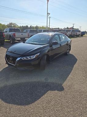 Black 2023 Nissan Sentra SV