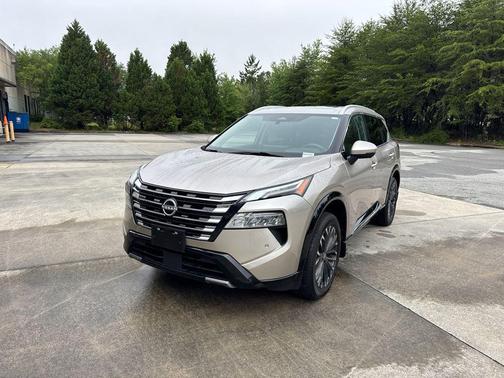 2024 Nissan Rogue Platinum