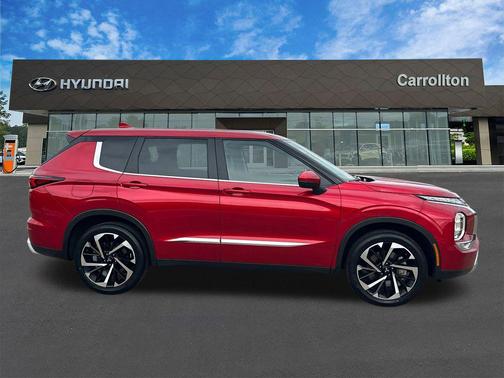 2022 Mitsubishi Outlander SE