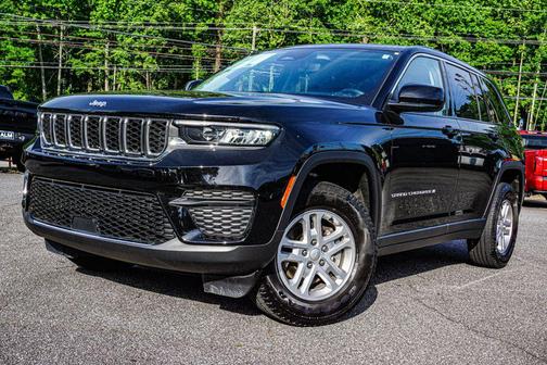 2022 Jeep Grand Cherokee Laredo