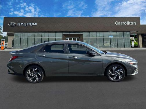 2025 Hyundai ELANTRA HEV SEL Sport